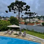Casa Três Rios - Campos do Jordão